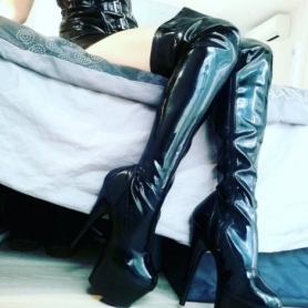 Domi Estelle - SM/BDSM a Lugano