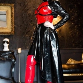 Kinga Pearl - SM/BDSM à Egg