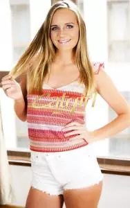 Lucette Nice - Pornstar à Aire-la-Ville - Catgirl