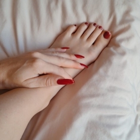 Maitresse Alya - SM/BDSM en Ginebra