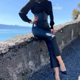 Mrs Severna - SM/BDSM en Lausana