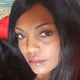 Naomi - Escort Girls en Aigle