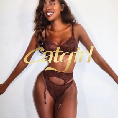 Yonii - Escort Girls en Ginebra