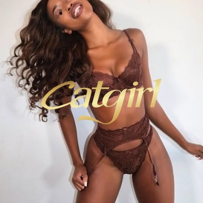 Yonii - Escort Girls en Ginebra
