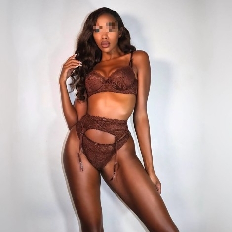 Escort Girl Genève Yonii